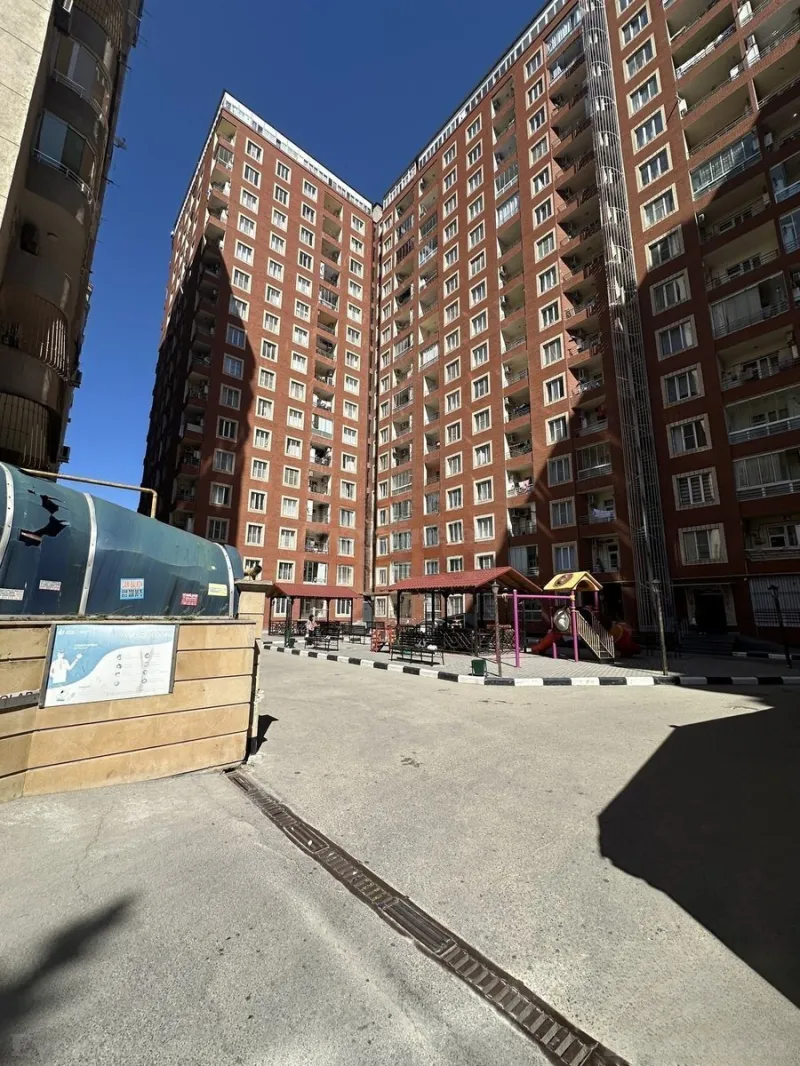3 otaqlı Mənzil 80 m² Memar Əcəmi m. Satılır