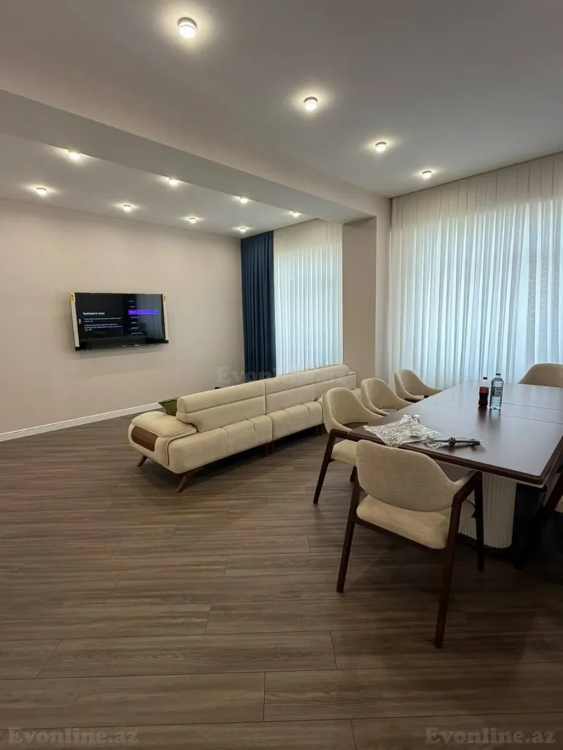 3 otaqlı Mənzil 160 m² Ağ şəhər Kirayə verilir