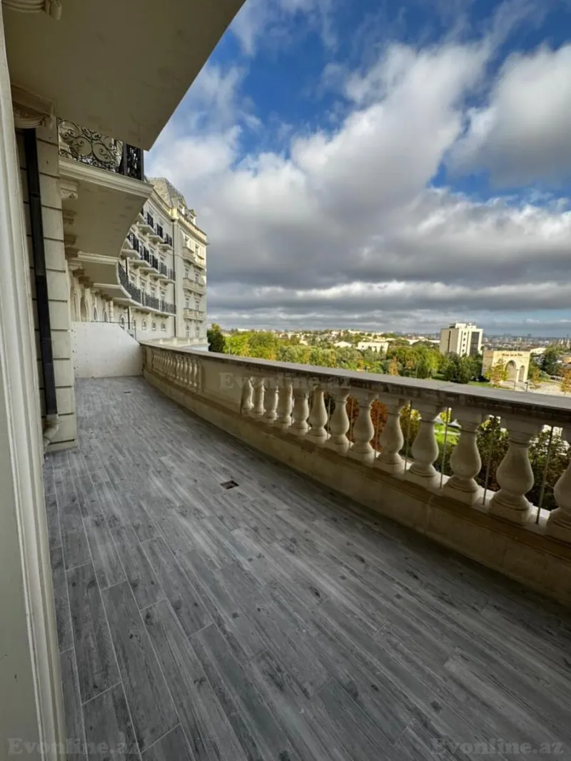 3 otaqlı Mənzil 130 m² Ağ şəhər Kirayə verilir