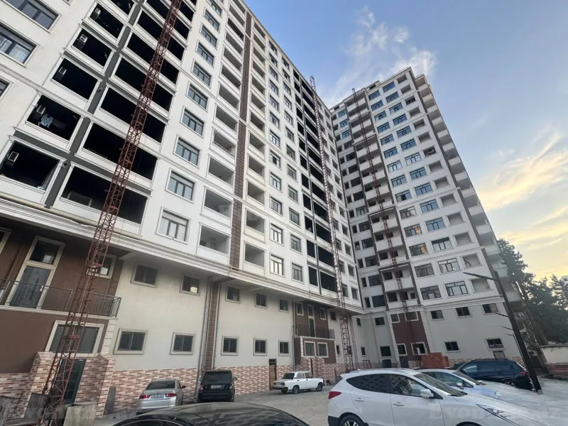 3 otaqlı Mənzil 93 m² 8-ci kilometr Satılır