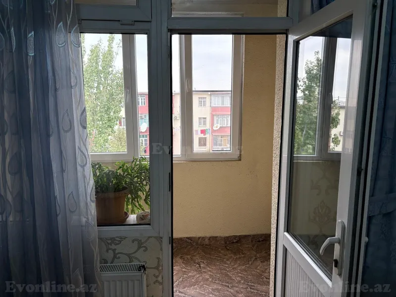 3 otaqlı köhnə tikili mənzil satılır — Xalqlar Dostluğu m., Bakı - şəkil 9
