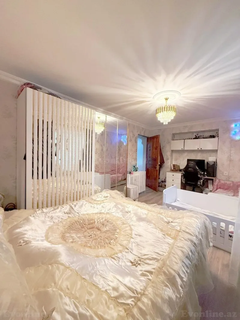 4 otaqlı köhnə tikili mənzil satılır — Nizami m., Bakı - şəkil 4