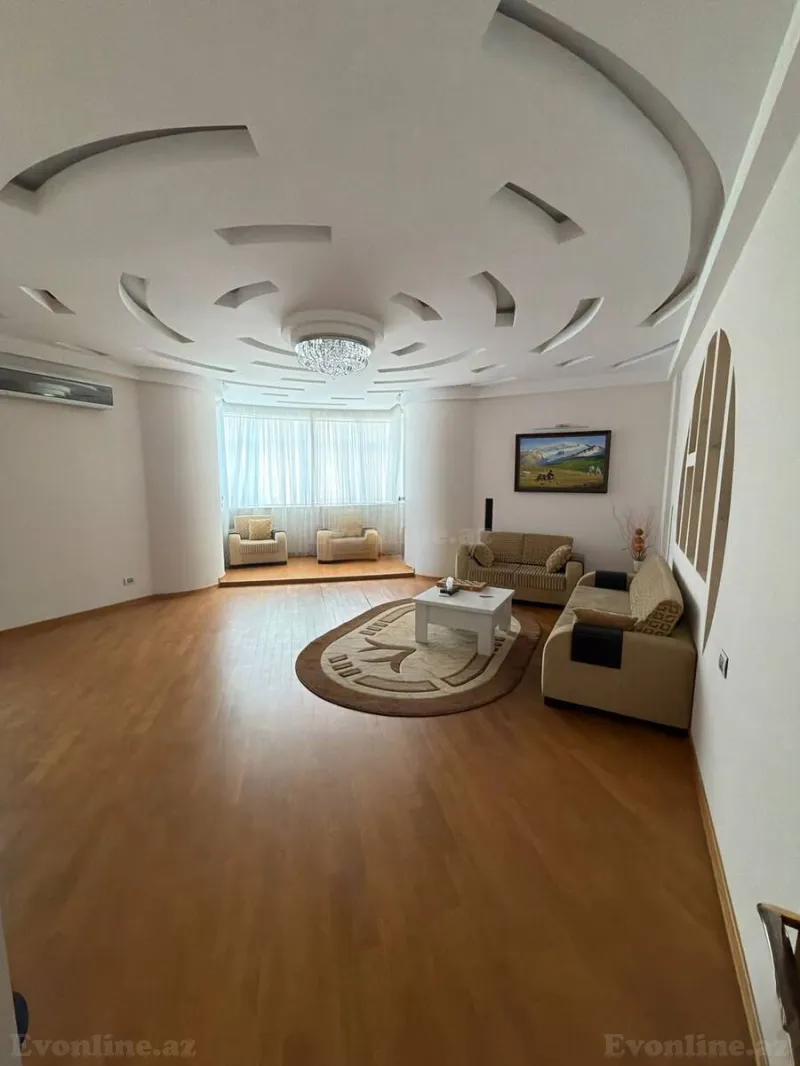 3 otaqlı Mənzil 130 m² Gənclik m. Kirayə verilir