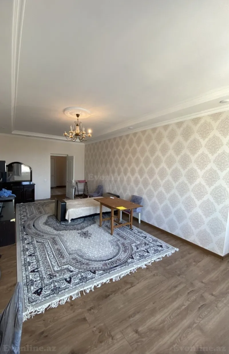 2 otaqlı Mənzil 105 m² Elmlər Akademiyası m. Satılır