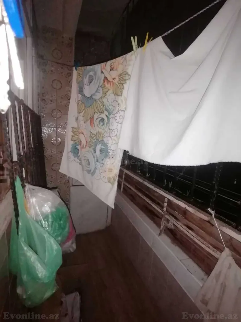 2 otaqlı köhnə tikili mənzil satılır — Xalqlar Dostluğu m., Bakı - şəkil 13