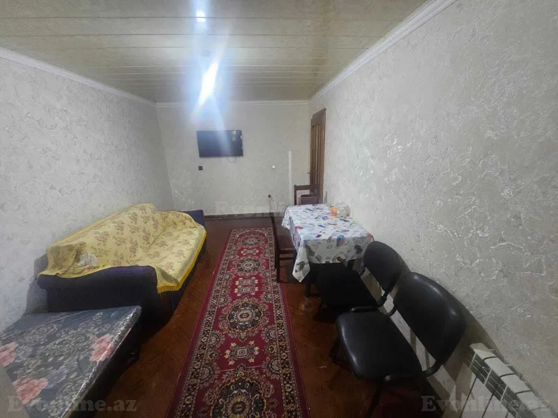 1 otaqlı köhnə tikili mənzil satılır — Elmlər Akademiyası m., Bakı