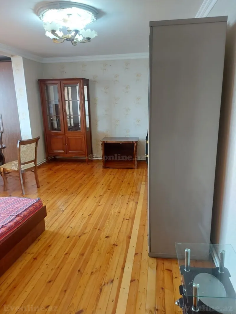 2 otaqlı köhnə tikili mənzil satılır — Xətai r., Bakı - şəkil 4