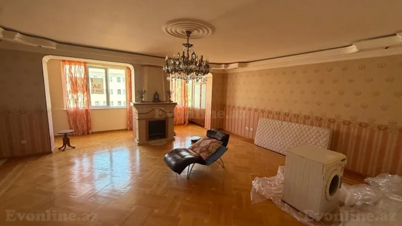 3 otaqlı köhnə tikili mənzil satılır — Yasamal r., Bakı