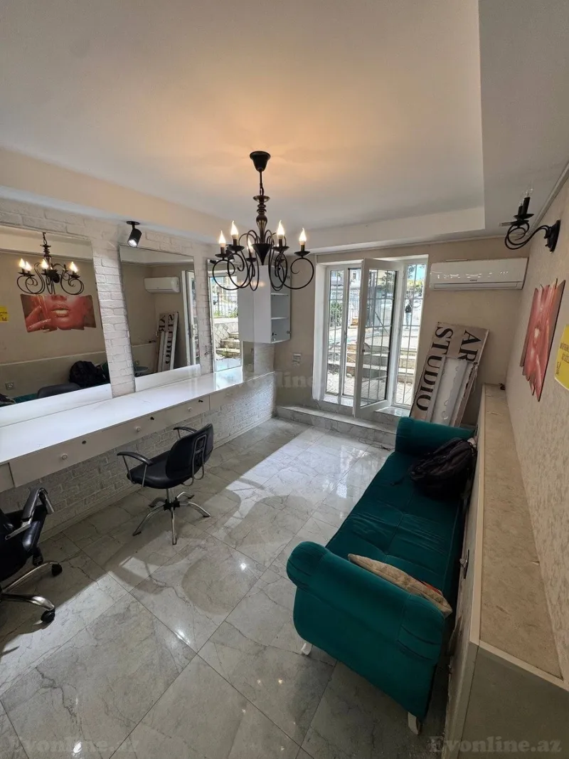 Obyekt satılır — 8 Noyabr m., Bakı