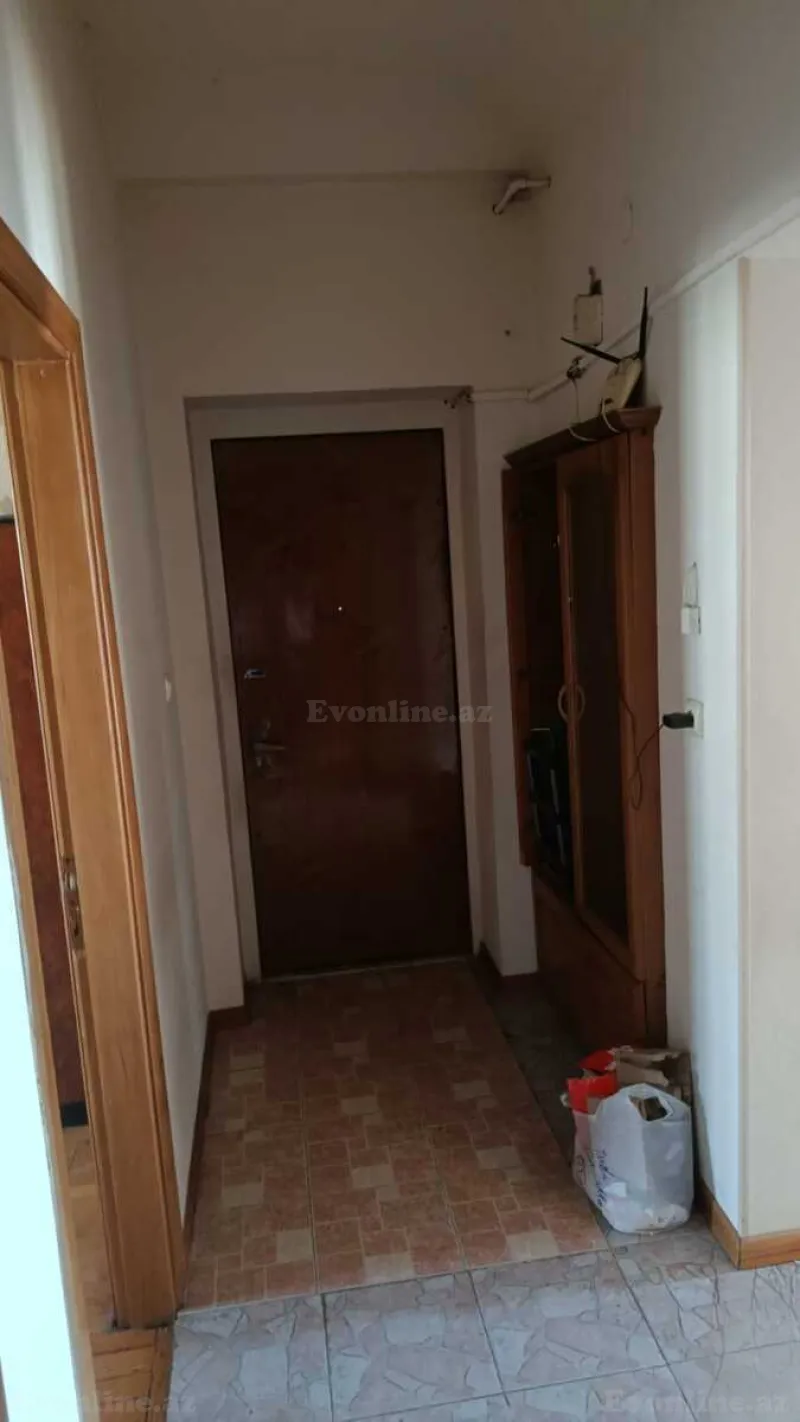 3 otaqlı köhnə tikili mənzil kirayə verilir — Həzi Aslanov m., Bakı - şəkil 5