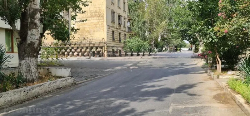 Obyekt 40 m² Elmlər Akademiyası m. Satılır