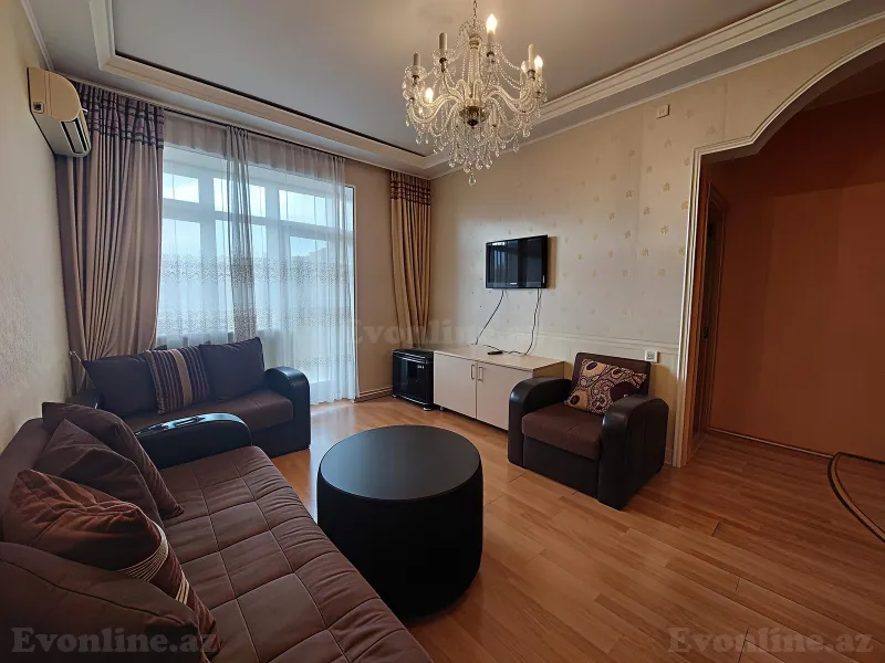 2 otaqlı Mənzil 60 m² İnşaatçılar m. Kirayə verilir