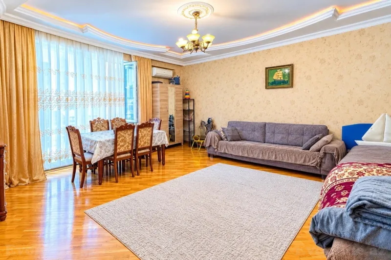 2 otaqlı Mənzil 90 m² 8-ci kilometr Satılır