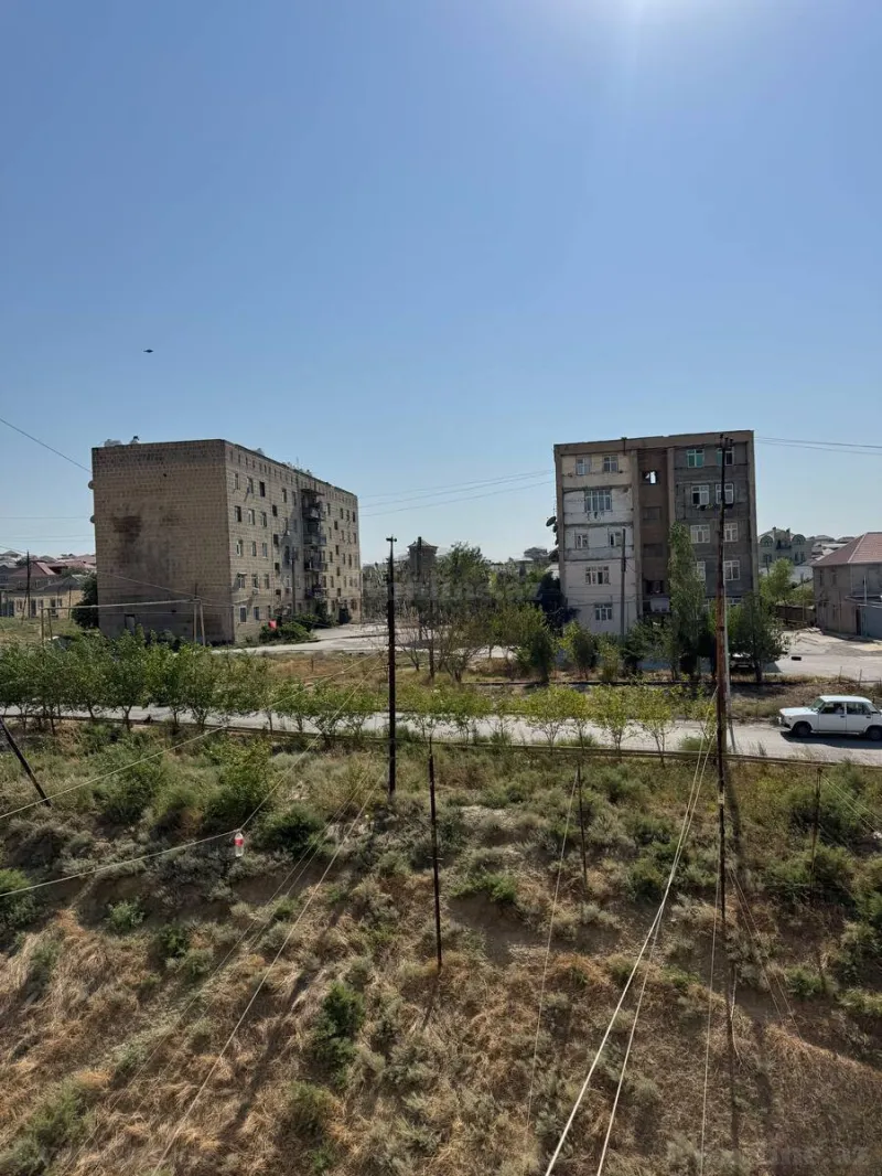3 otaqlı köhnə tikili mənzil satılır — Müşfiqabad, Bakı - şəkil 13