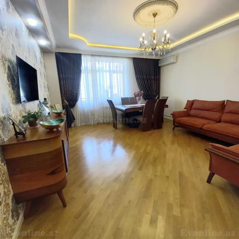 Bakı, Nərimanov r.da 2 otaqlı mənzil satılır