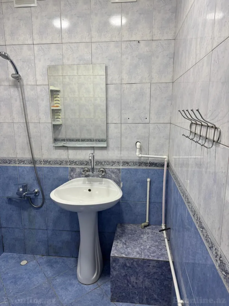 3 otaqlı köhnə tikili mənzil satılır — Qara Qarayev m., Bakı - şəkil 16