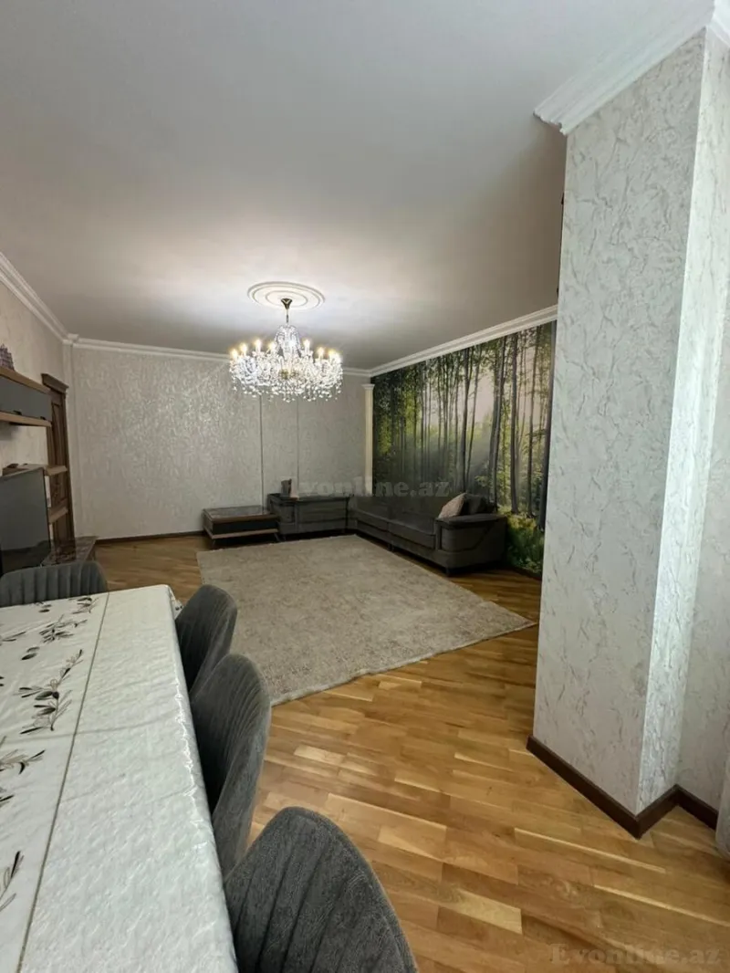 Bakı, Yasamal r., İnşaatçılar m.da 4 otaqlı mənzil satılır