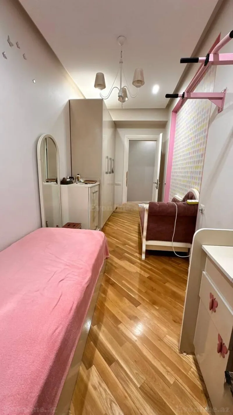 4 otaqlı yeni tikili mənzil satılır — Yeni Yasamal, Bakı - şəkil 11
