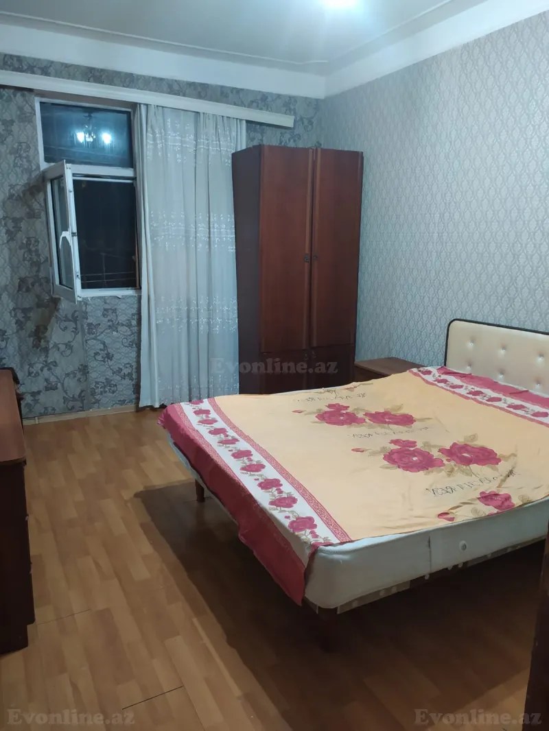 2 otaqlı köhnə tikili mənzil satılır — 4-cü mikrorayon, Bakı - şəkil 4