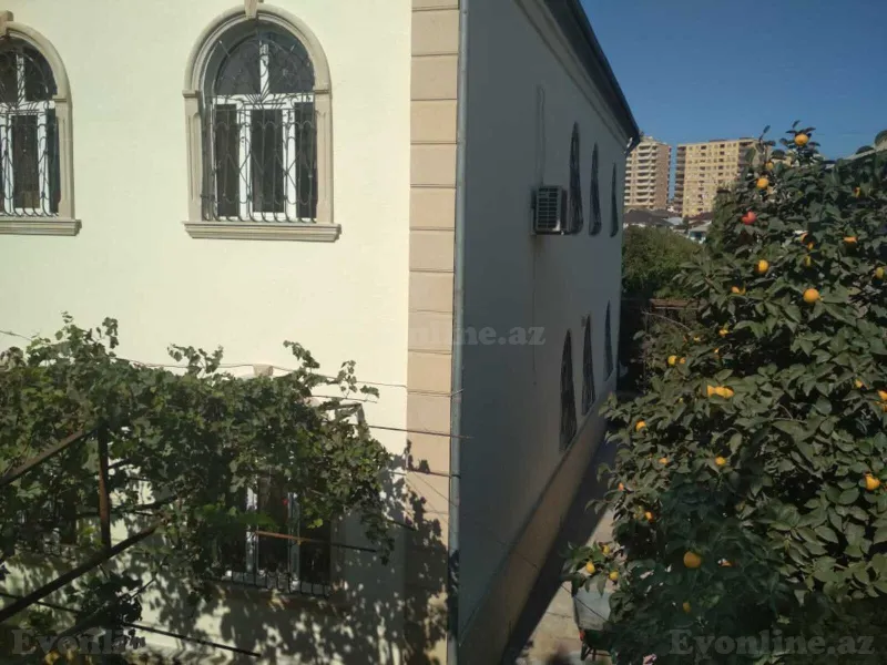8 otaqlı həyət evi satılır — Sulutəpə, Bakı - şəkil 2