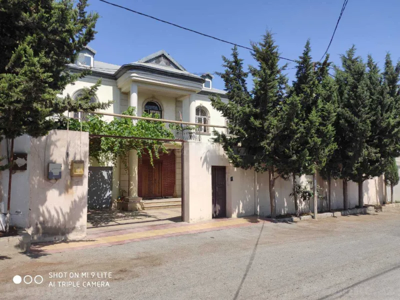 8 otaqlı həyət evi satılır — Sulutəpə, Bakı - şəkil 4