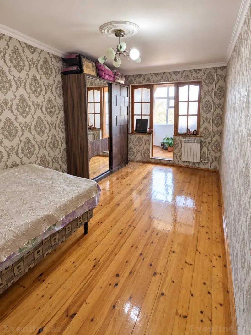 4 otaqlı köhnə tikili mənzil satılır — Xalqlar Dostluğu m., Bakı - şəkil 4