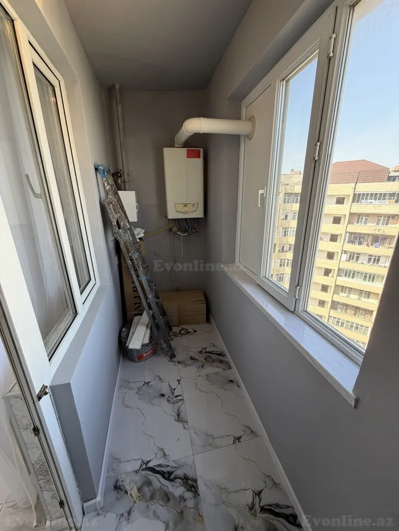 2 otaqlı yeni tikili mənzil satılır — Yeni Yasamal, Bakı - şəkil 14