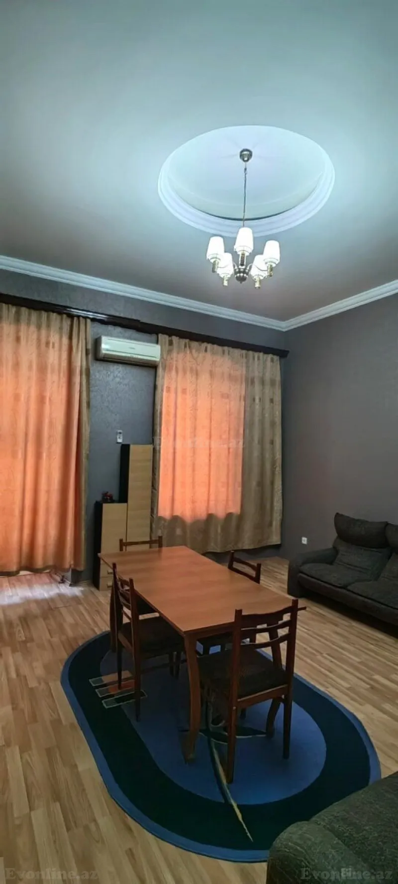 Bakı, Səbail r.da 2 otaqlı mənzil satılır