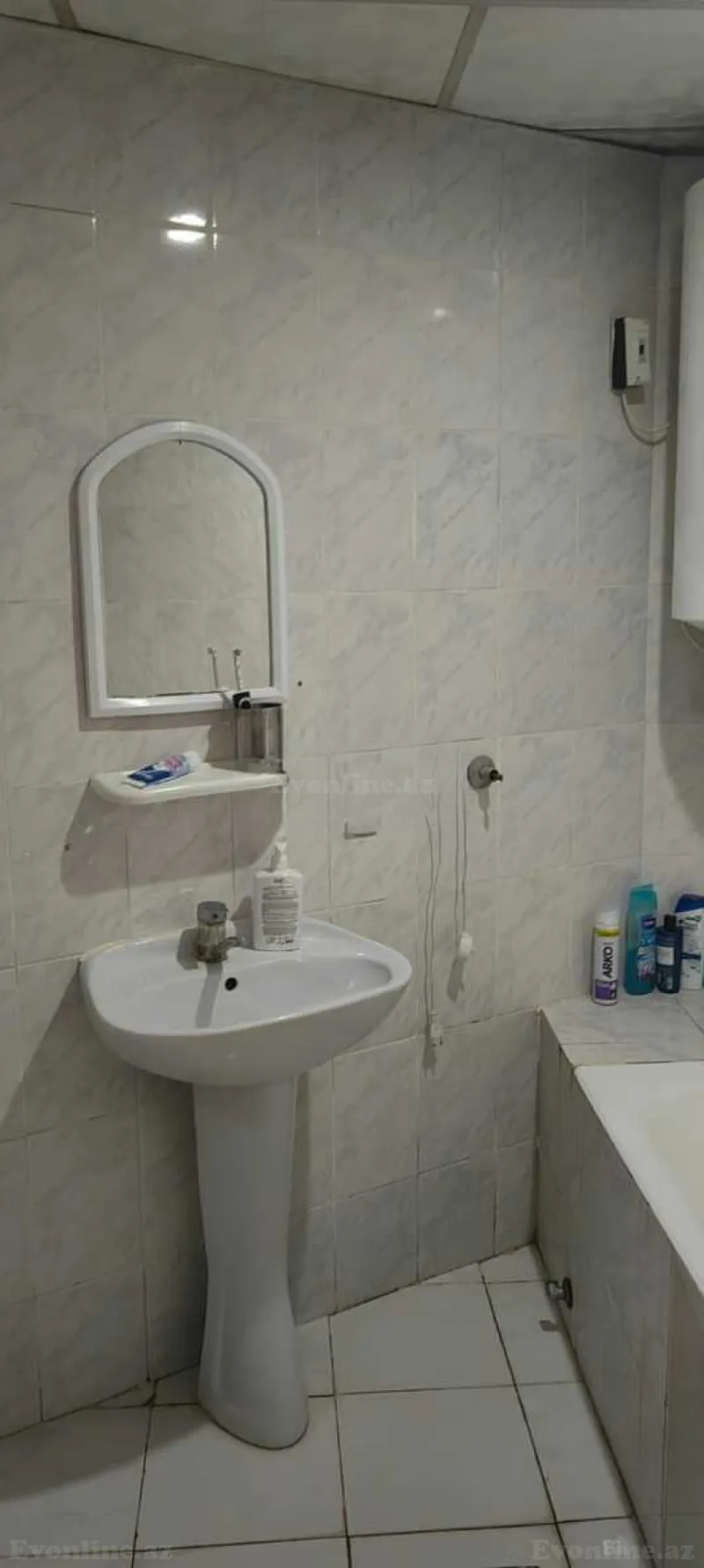 2 otaqlı köhnə tikili mənzil satılır — Səbail r., Bakı - şəkil 7