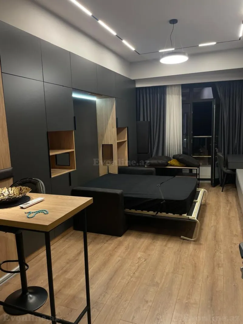Bakı, Nəsimi r., 28 May m.da 1 otaqlı mənzil kirayə verilir