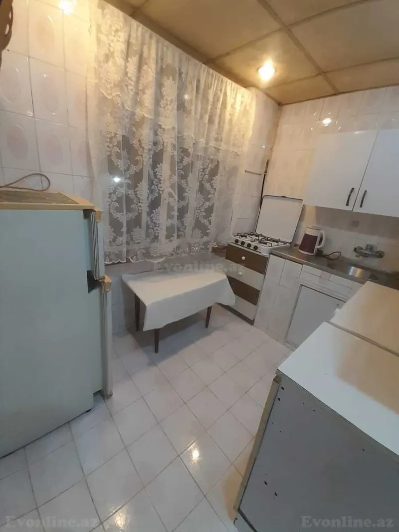 1 otaqlı köhnə tikili mənzil kirayə verilir — Yasamal, Bakı - şəkil 4