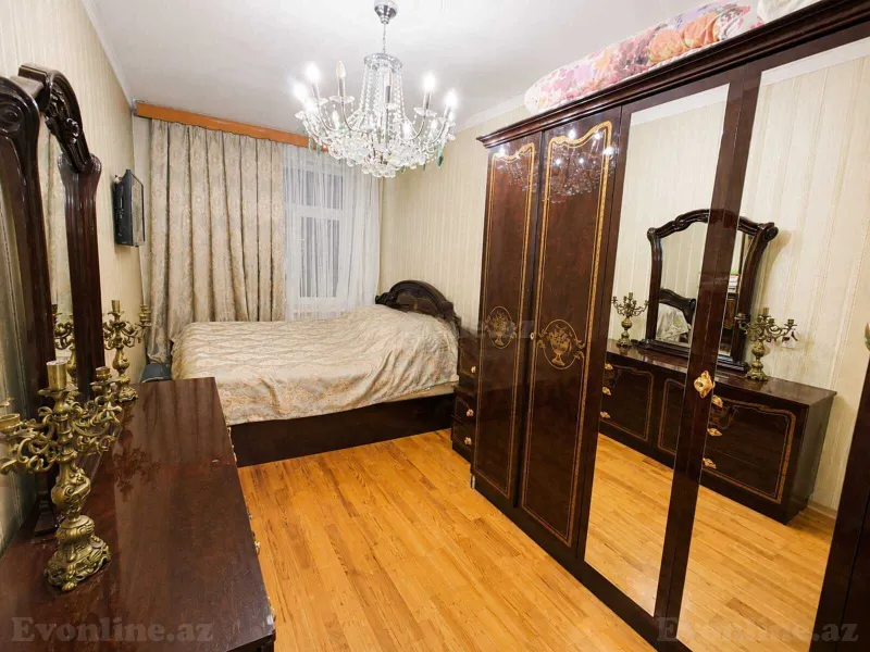 3 otaqlı köhnə tikili mənzil satılır — Qara Qarayev m., Bakı - şəkil 3