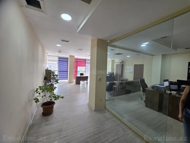 3 otaqlı Ofis 110 m² Nəriman Nərimanov m. Kirayə verilir