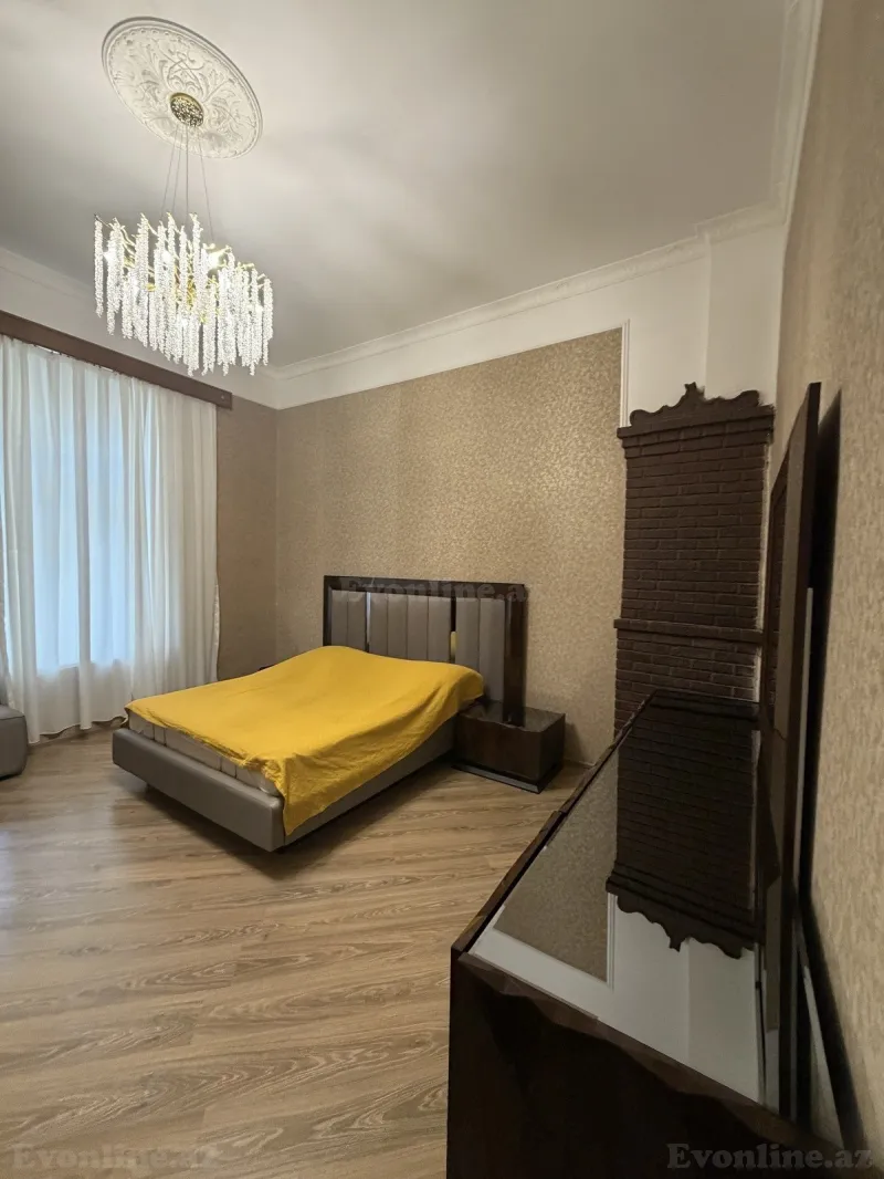 4 otaqlı köhnə tikili mənzil satılır — Səbail r., Bakı - şəkil 6