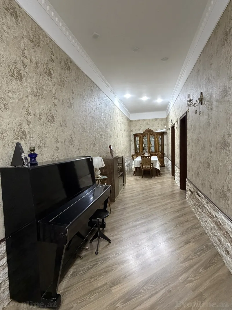 4 otaqlı köhnə tikili mənzil satılır — Səbail r., Bakı - şəkil 18