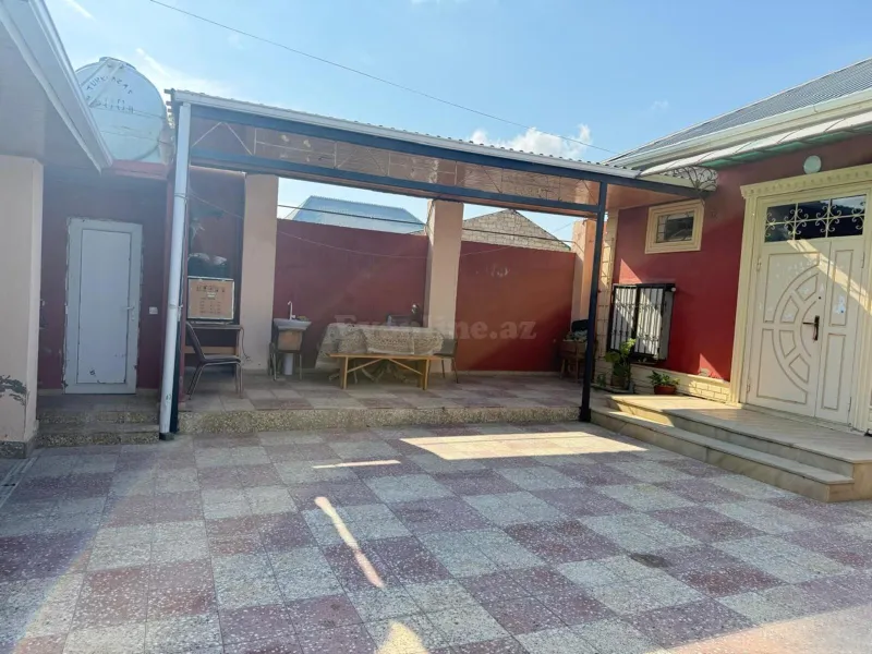 3 otaqlı Həyət evi 125 m² Yeni Suraxanı Satılır