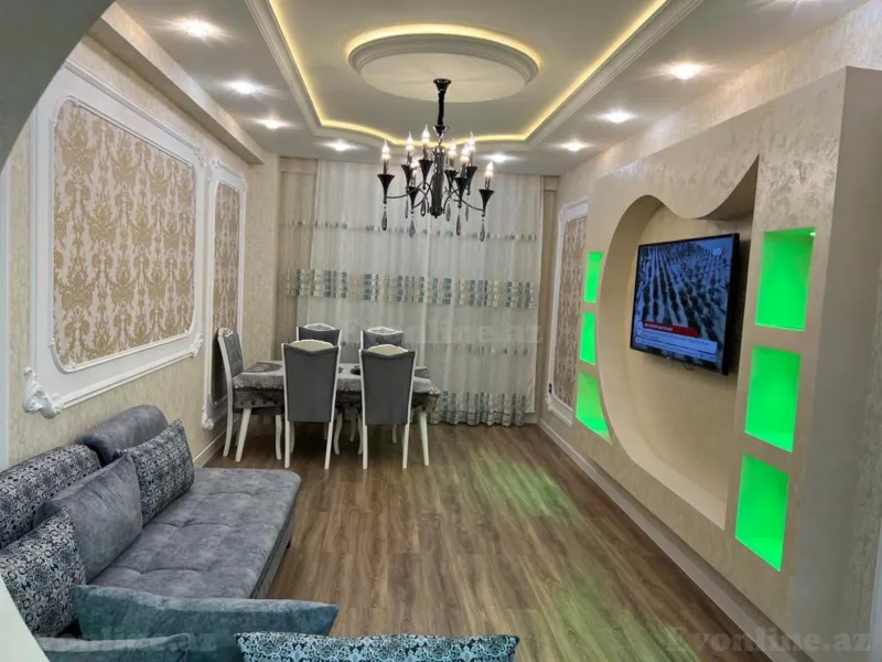 2 otaqlı köhnə tikili mənzil satılır — 4-cü mikrorayon, Bakı