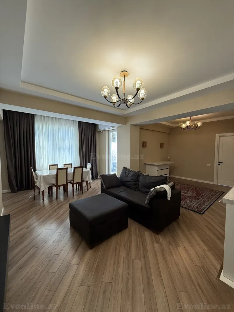 3 otaqlı Mənzil 95 m² Həzi Aslanov m. Satılır