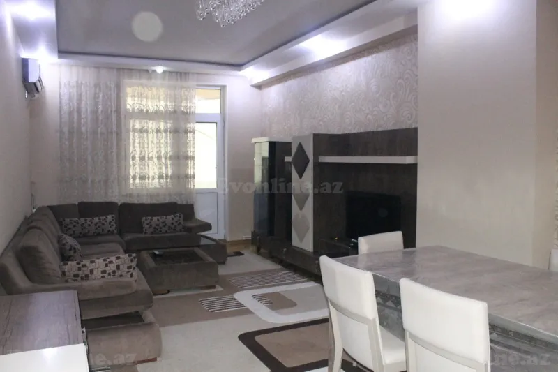 3 otaqlı Mənzil 120 m² Xətai r. Kirayə verilir