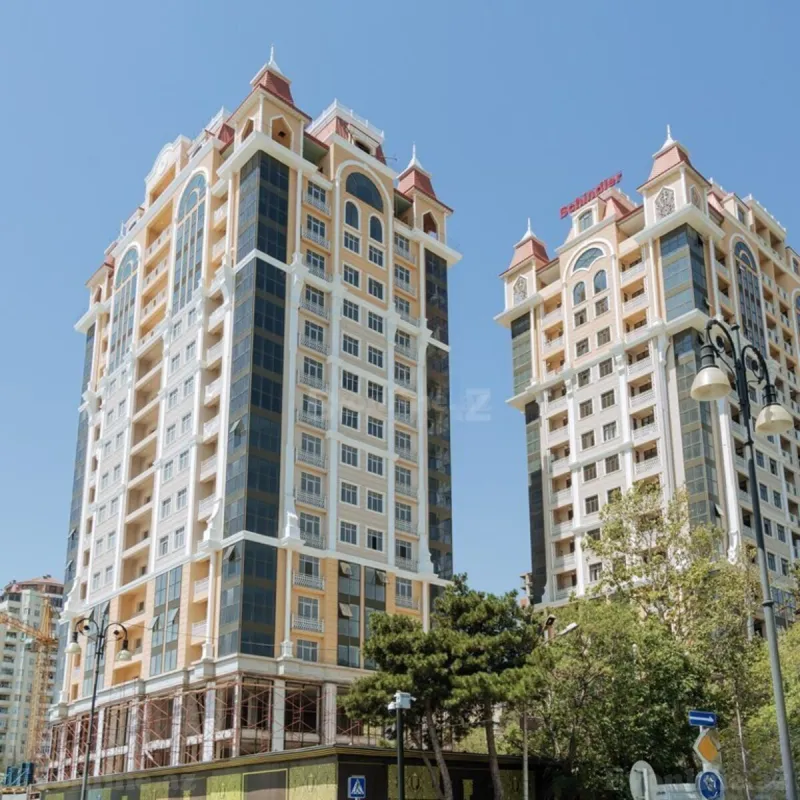 3 otaqlı Mənzil 80 m² 28 May m. Satılır