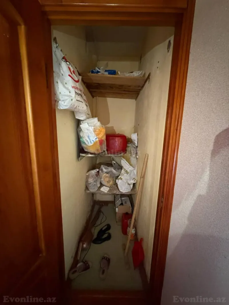 2 otaqlı köhnə tikili mənzil satılır — Xalqlar Dostluğu m., Bakı - şəkil 11