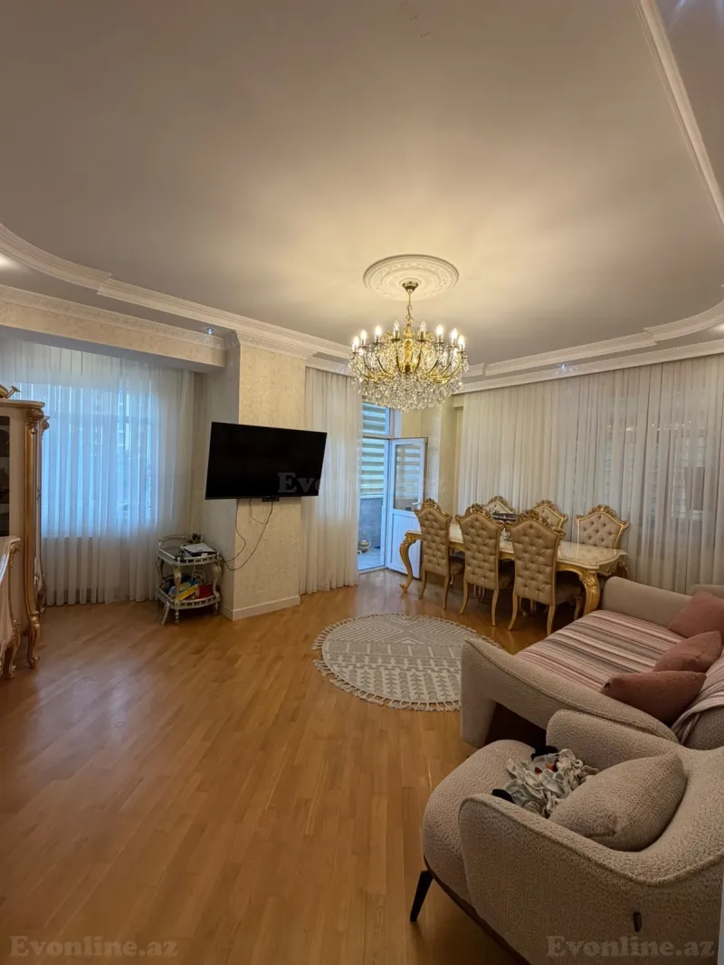 3 otaqlı Mənzil 120 m² Neftçilər m. Satılır