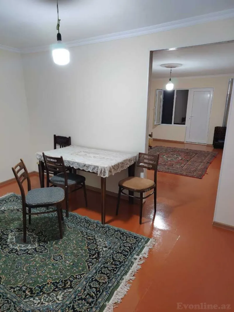 2 otaqlı həyət evi kirayə verilir — 8 Noyabr m., Bakı