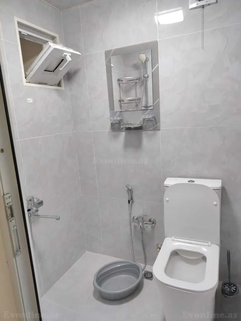 2 otaqlı həyət evi kirayə verilir — 8 Noyabr m., Bakı - şəkil 6