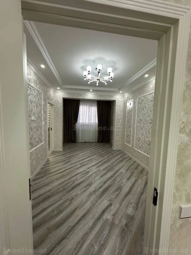 2 otaqlı köhnə tikili mənzil satılır — 4-cü mikrorayon, Bakı