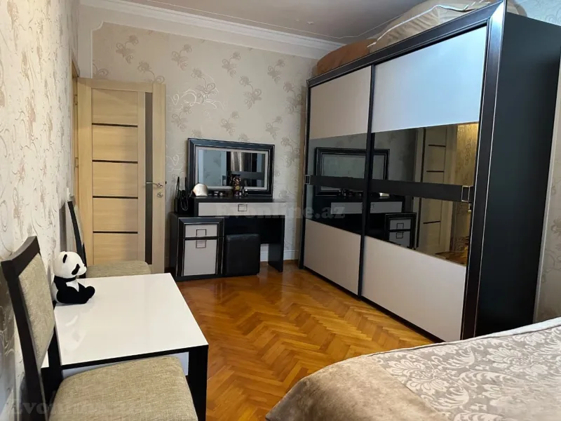 4 otaqlı köhnə tikili mənzil satılır — İnşaatçılar m., Bakı - şəkil 18