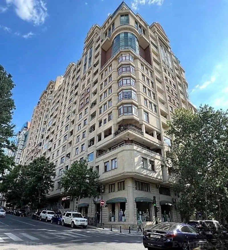 Ofis kirayə verilir — 28 May m., Bakı