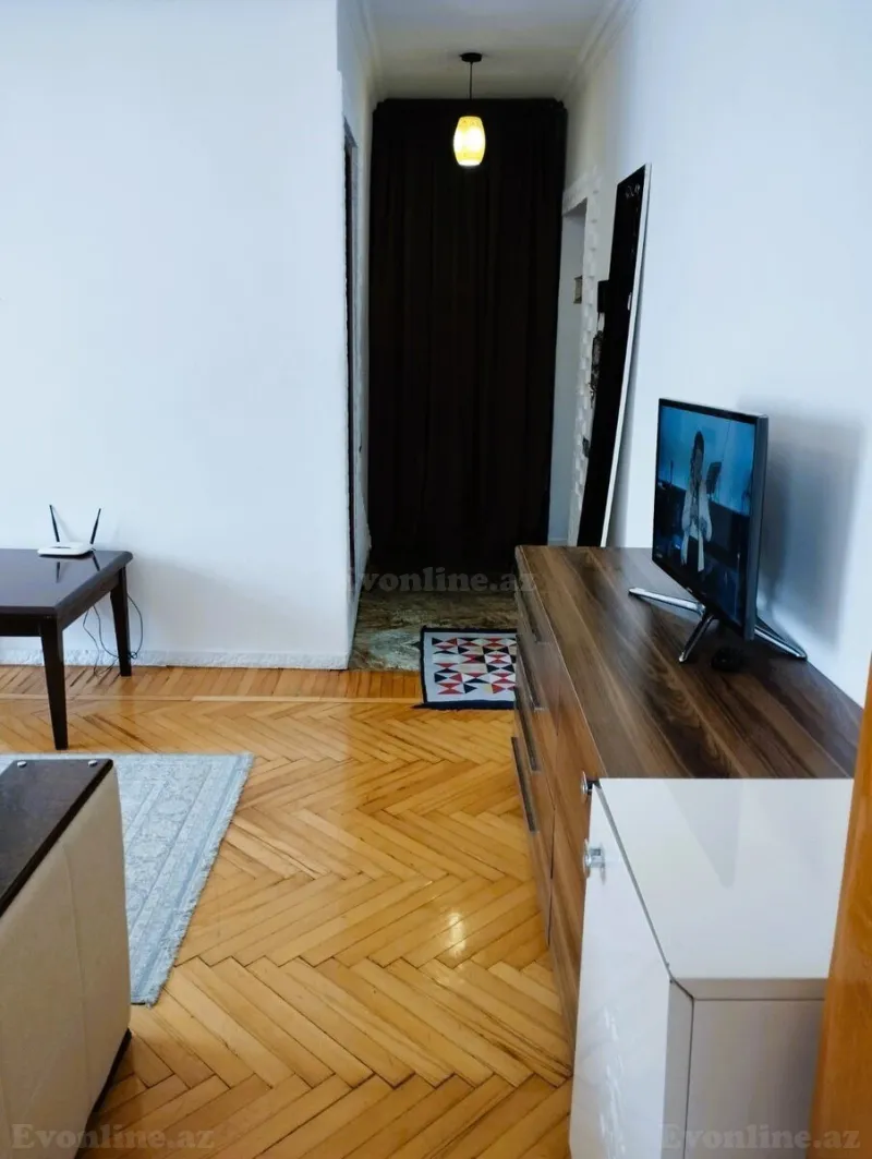 2 otaqlı köhnə tikili mənzil kirayə verilir — 28 May m., Bakı - şəkil 10
