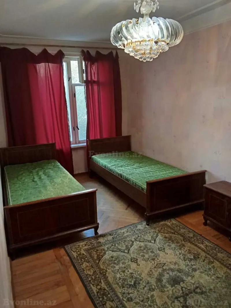 2 otaqlı köhnə tikili mənzil satılır — Elmlər Akademiyası m., Bakı - şəkil 6