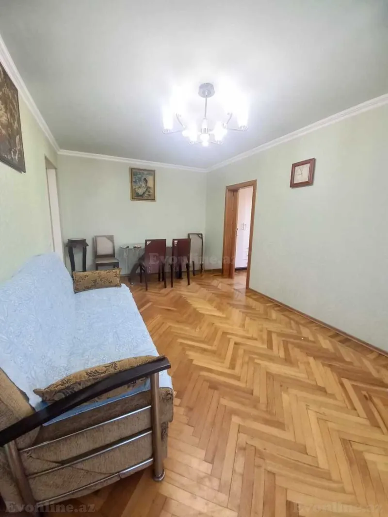 2 otaqlı köhnə tikili mənzil kirayə verilir — Elmlər Akademiyası m., Bakı - şəkil 3